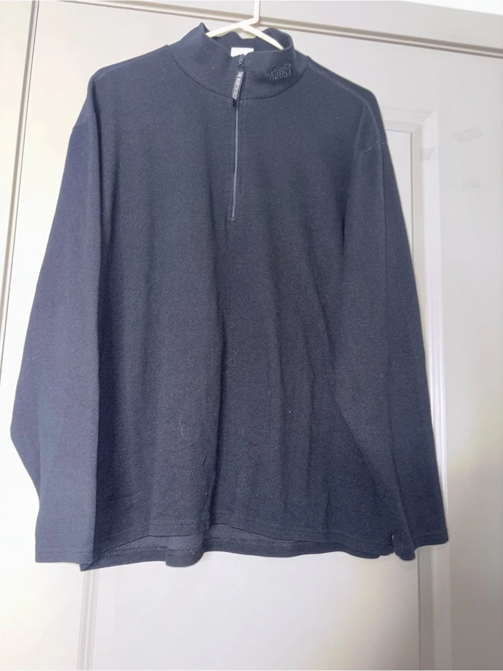 The North Face Men’s Black Half-Zip Fleece Pullover